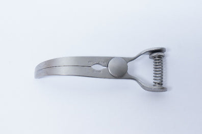 Codman 92-6324 Glover Bulldog Artery Clamp 9cm Curved Jaws 4cm